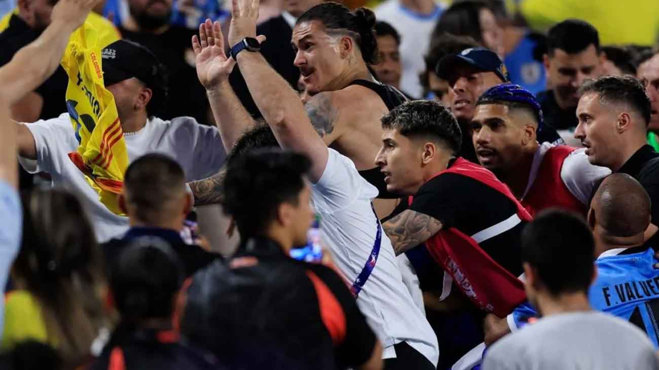  فٹبال میچ کے دوران شائقین آپس میں لڑ پڑے، ویڈیو وائرل