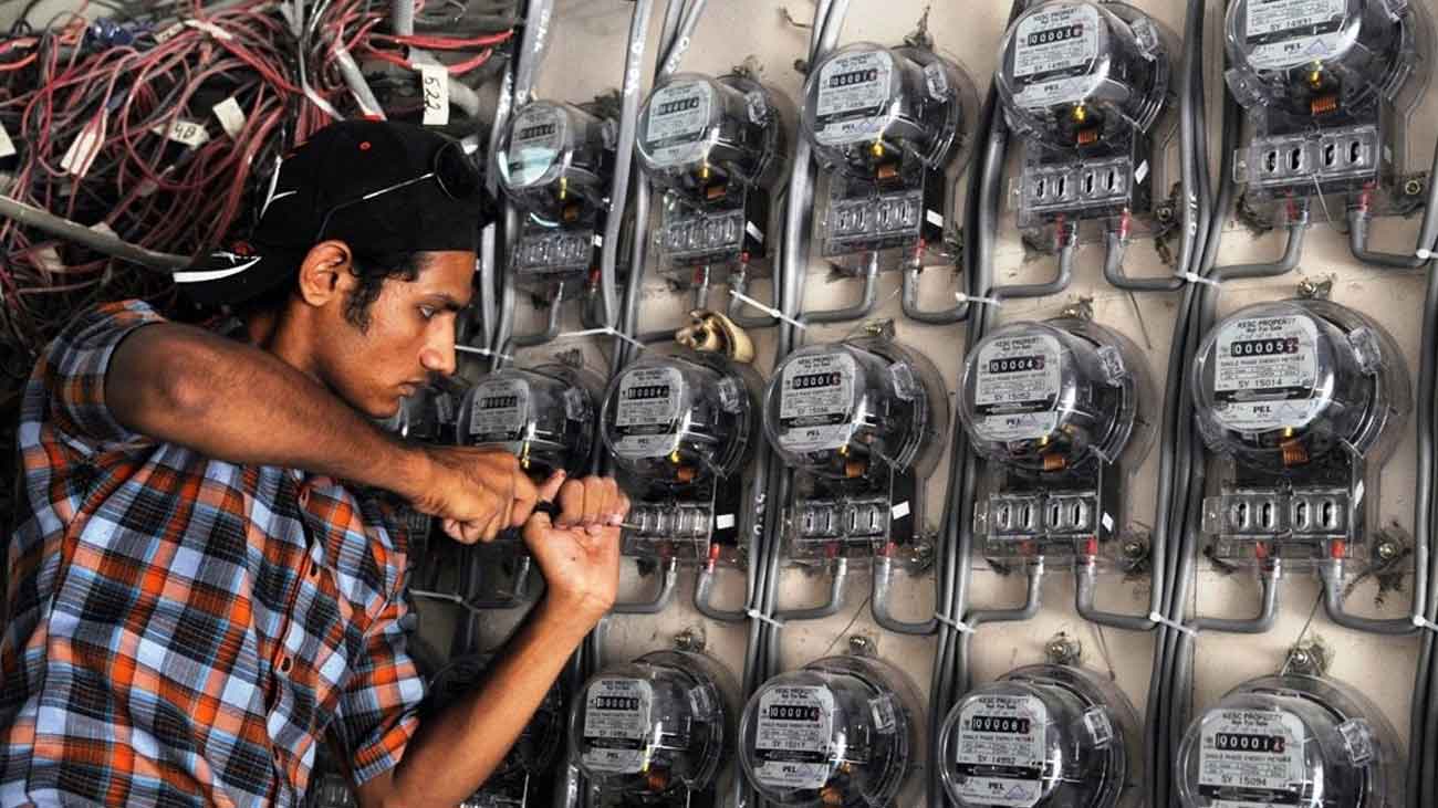  کراچی سمیت ملک بھر کے لیے بجلی مہنگی