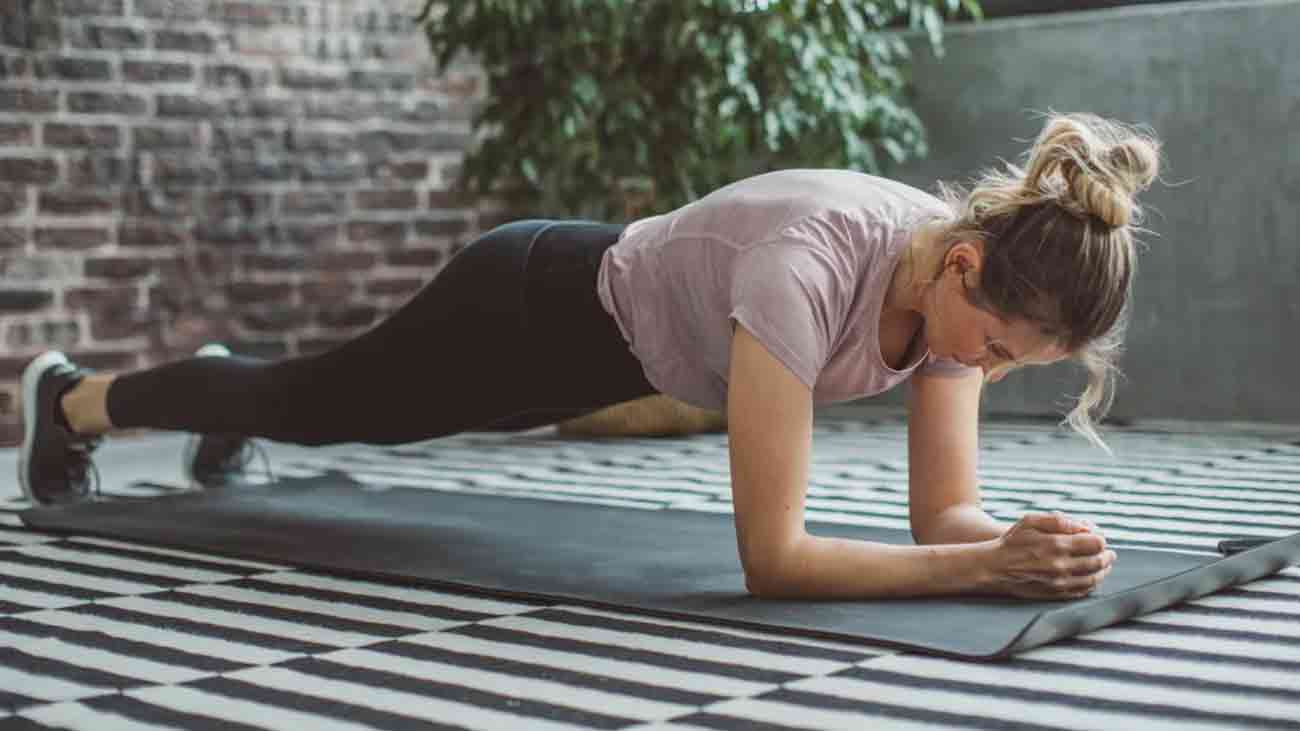  پیٹ کی چربی کم کرنے کیلئے گھریلو ایکسرسائز