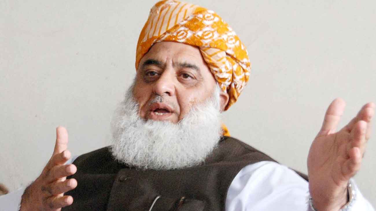 Jamiat Ulema-e-Islam Pakistan chief Maulana Fazlur Rehman talking to the media