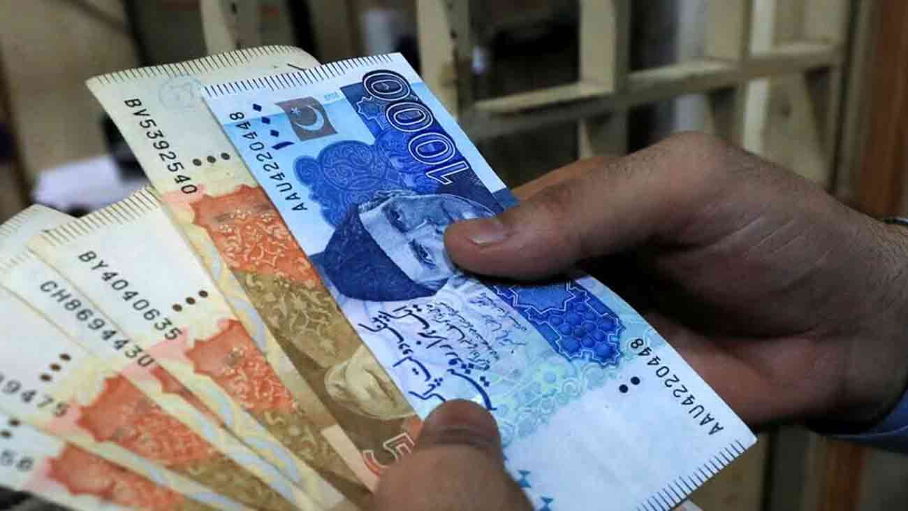 وفاقی حکومت نے ترمیم شدہ پنشن قانون کے تحت یکم جولائی 2025 سے ریٹائرڈ ملازمین کو گزشتہ پانچ پنشن ایڈہاک ریلیف دینے کی منظوری دی