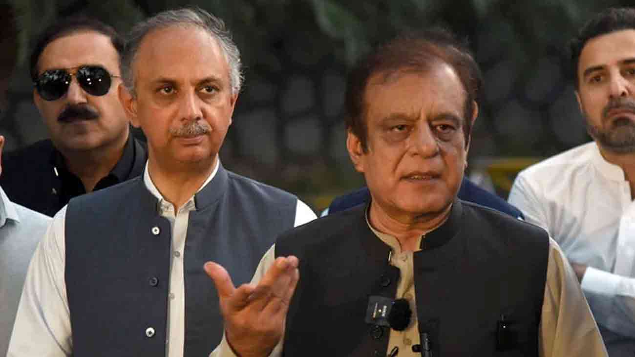 قومی اسمبلی اور سینیٹ میں نئے اپوزیشن لیڈر کی تقرری روکنے کا حکم پشاور ہائیکورٹ نے قومی اسمبلی اور سینیٹ میں نئے اپوزیشن لیڈر کی تقرری روکنے کا حکم دے دیا