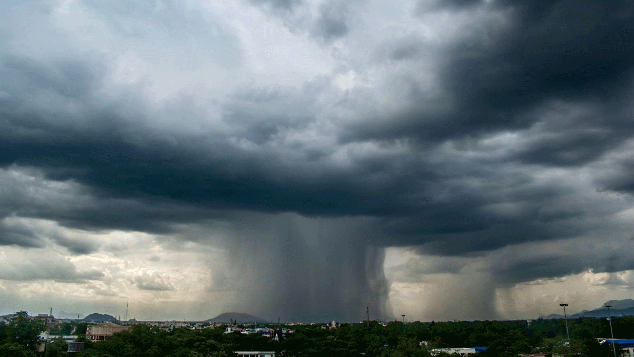 پنجاب میں طوفانی بارشیں، کلاؤڈ برسٹ کا خطرہ Monsoon flood alert
