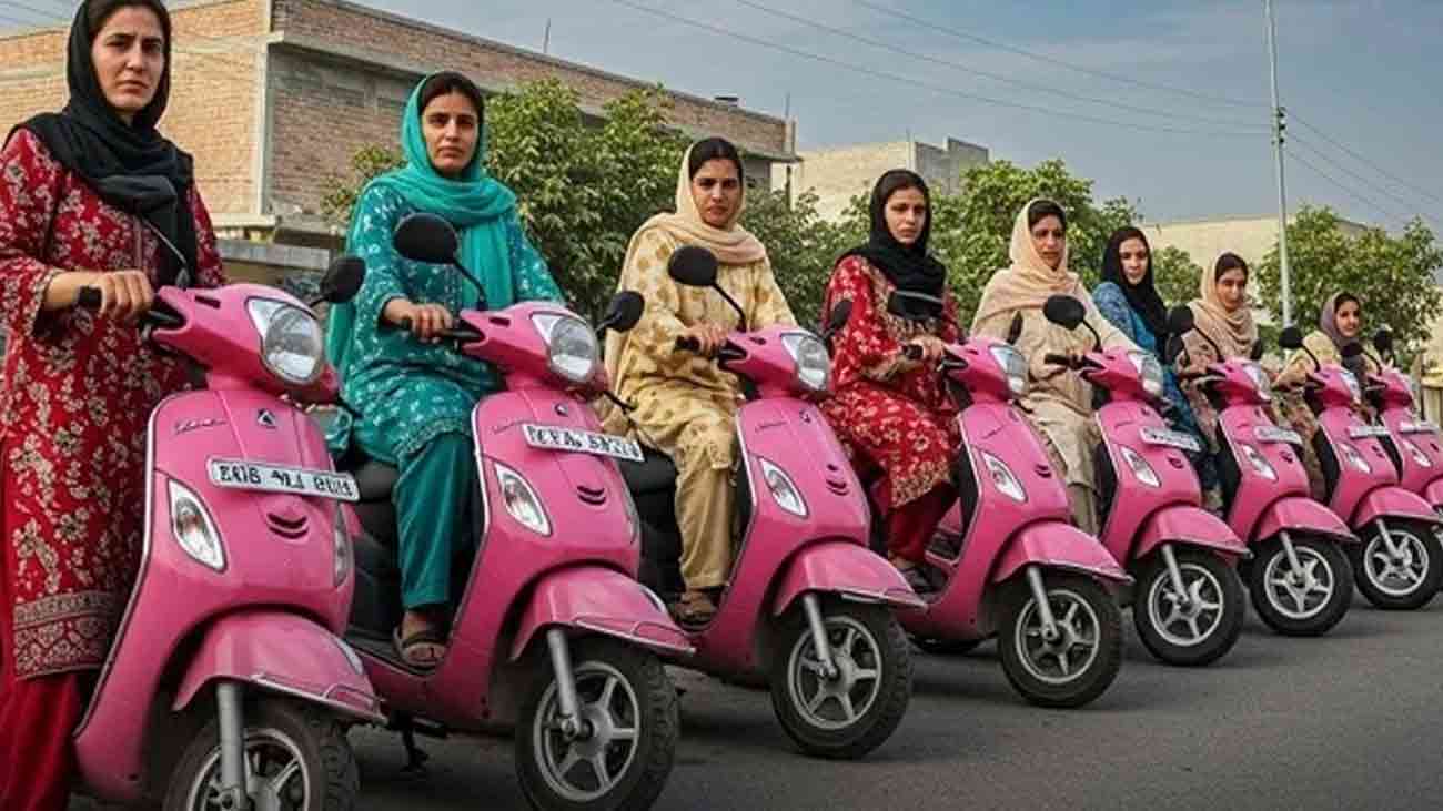 خواتین مفت الیکٹرک موٹرسائیکل کیلئے اپلائی کریں مفت الیکٹرک موٹرسائیکل منصوبے میں خواتین کے لیے اہلیت کا معیار اور درخواست دینے کا طریقہ کار سامنے آگیا