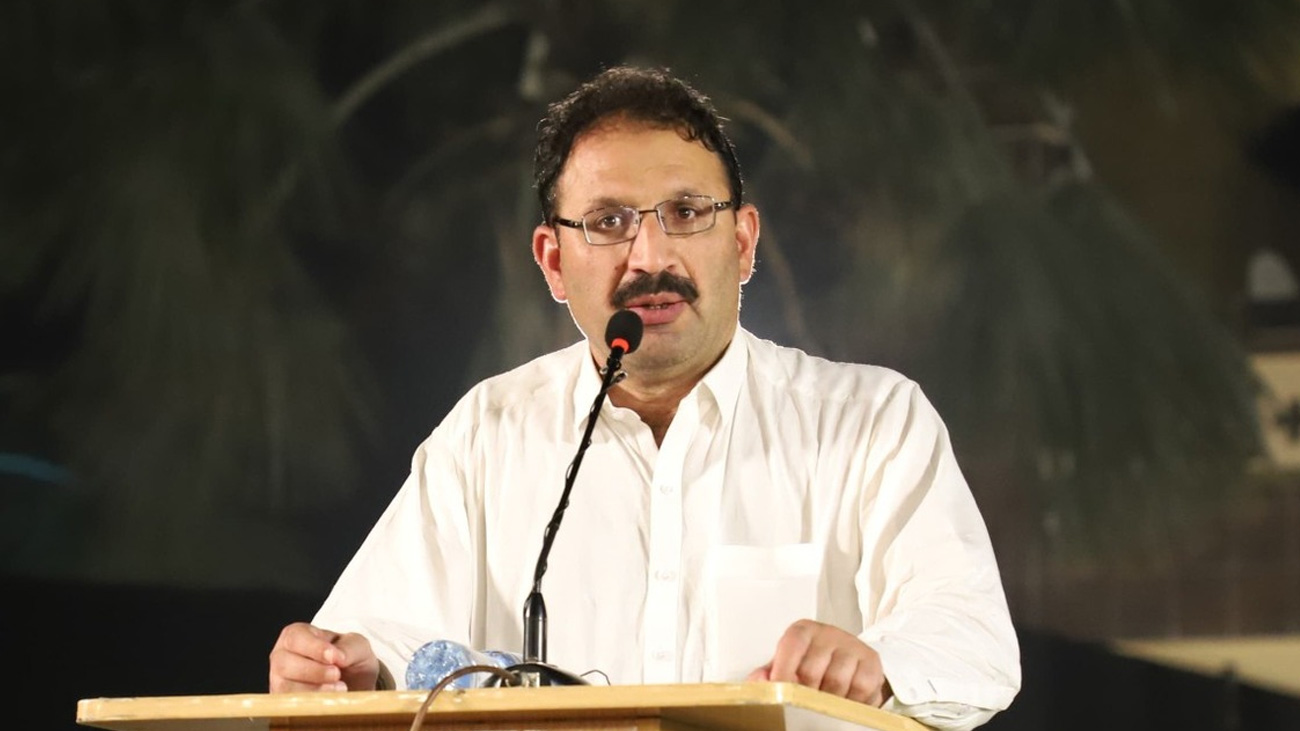 جنید اکبر خان پی ٹی آئی کی سیاسی کمیٹی کیخلاف کھل کر سامنے آگئے پاکستان تحریک انصاف کے مرکزی رہنما و چیئرمین پبلک اکاؤنٹس کمیٹی پارٹی کی سیاسی کمیٹی کے خلاف کھل کر سامنے آگئے۔