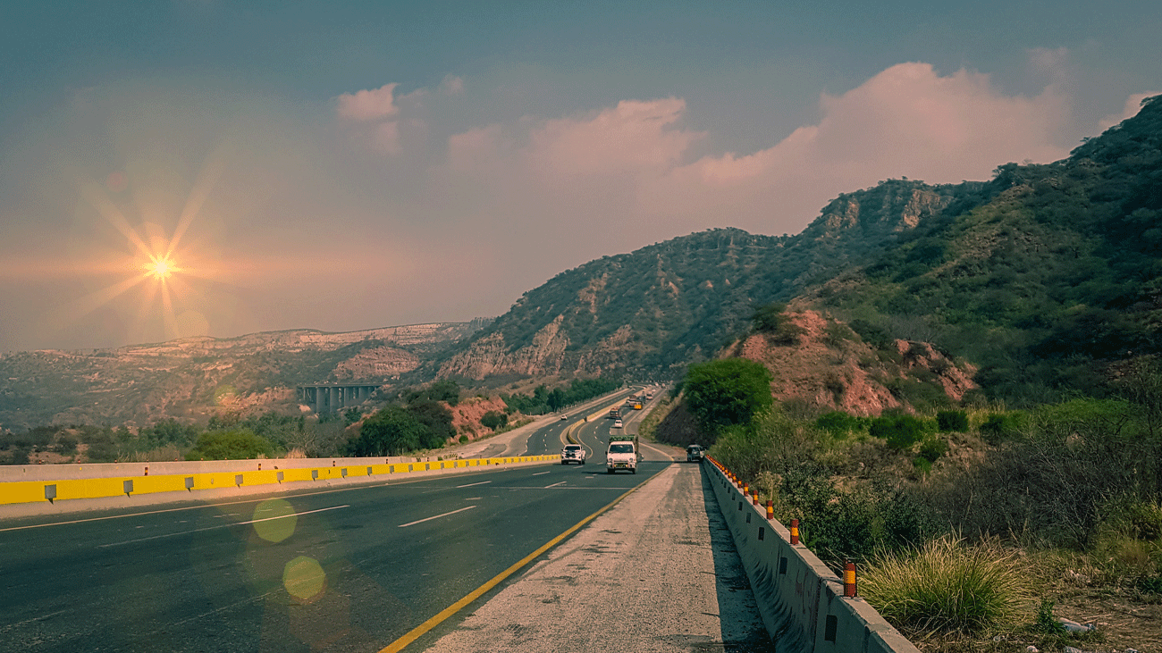 پاکستان بھر کی موٹرویز میں بڑی تبدیلی کا فیصلہ motorway reforms