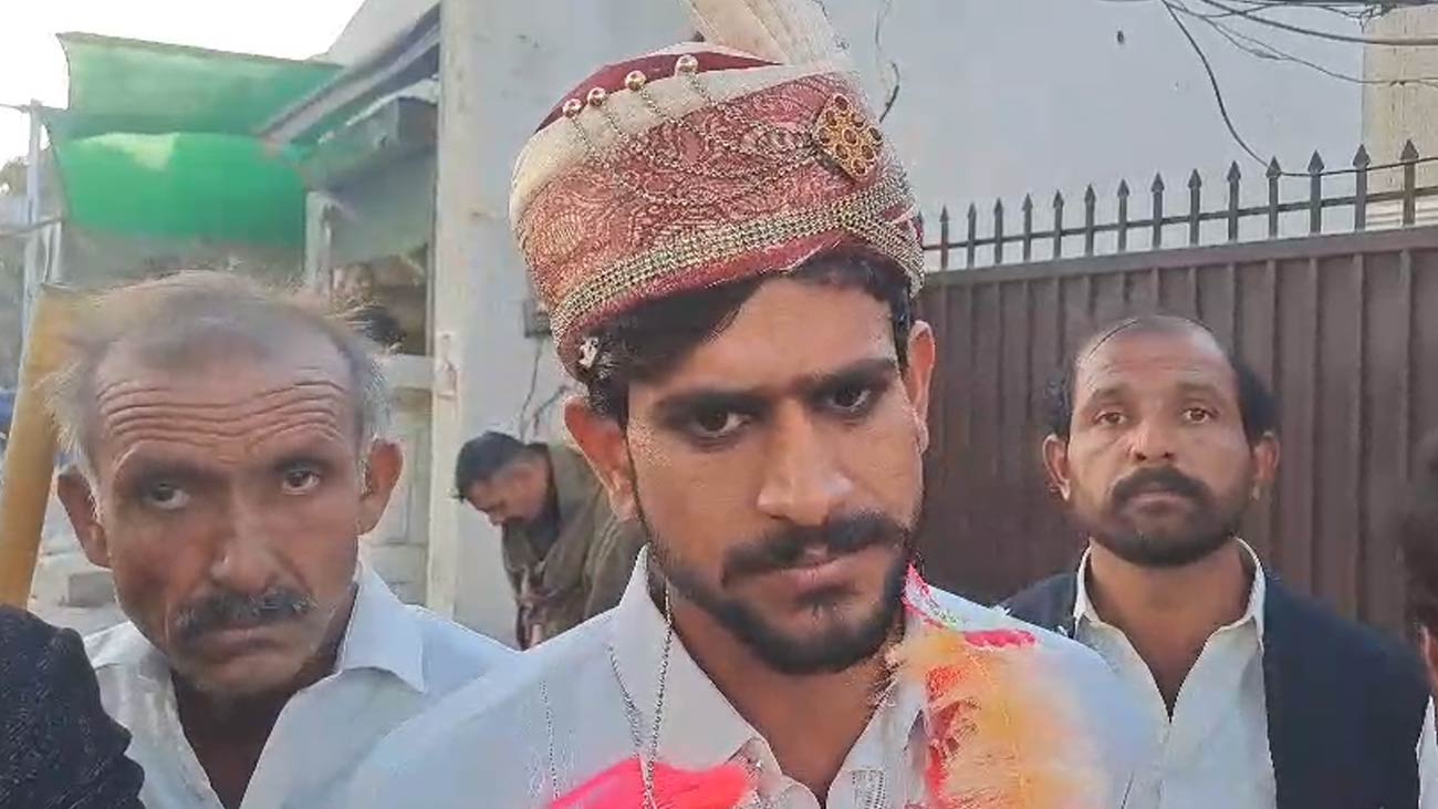 چنیوٹ میں دلہنیا لینے کے لیے آئے ہوئے جھنگ کے باراتیوں کے ساتھ ہاتھ ہو گیا ۔