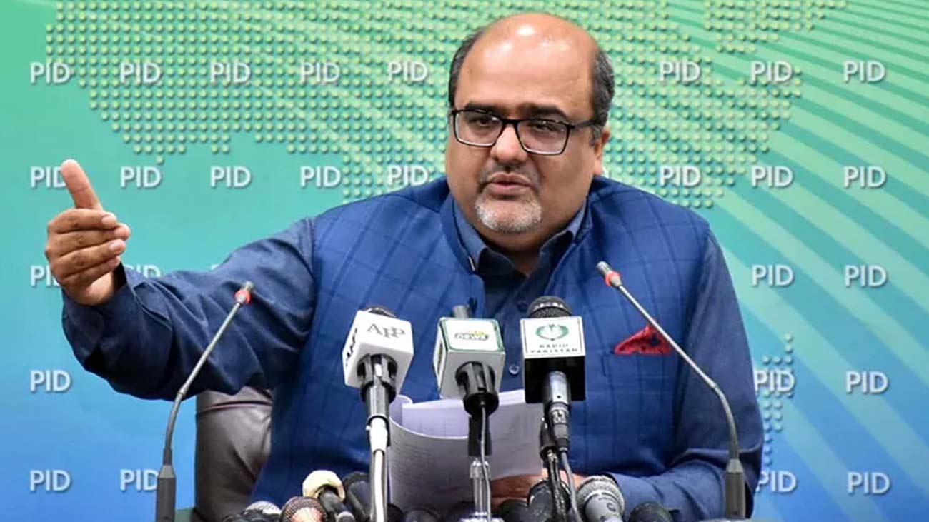 سوشل میڈیا پر متنازع بیانات کے کیس میں عدالت نے سابق وزیراعظم کے معاون خصوصی شہزاد اکبر اشتہاری قرار دے دیا۔