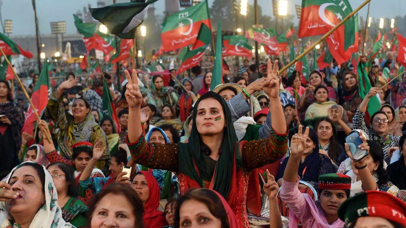 صوبائی دارالحکومت پشاور کے حیات آباد سپورٹس کمپلیکس میں پاکستان تحریک انصاف (پی ٹی آئی ) کے جلسے کیلئے سکیورٹی اور ٹریفک پلان تیار کر لیا گیا۔