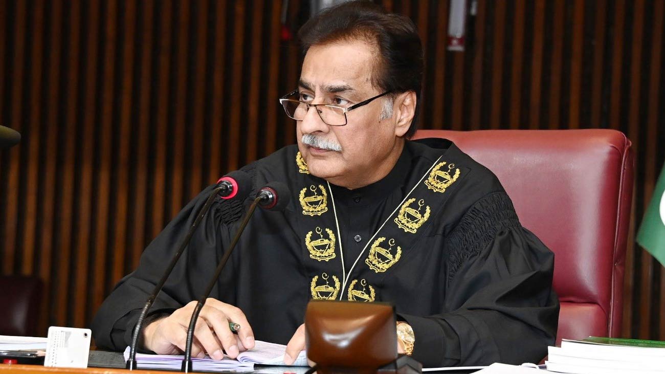 سپیکر قومی اسمبلی سردار ایاز صادق نے ایک مرتبہ پھر اپوزیشن کو مذاکرات کی میز پر آنے کی دعوت دے دی۔