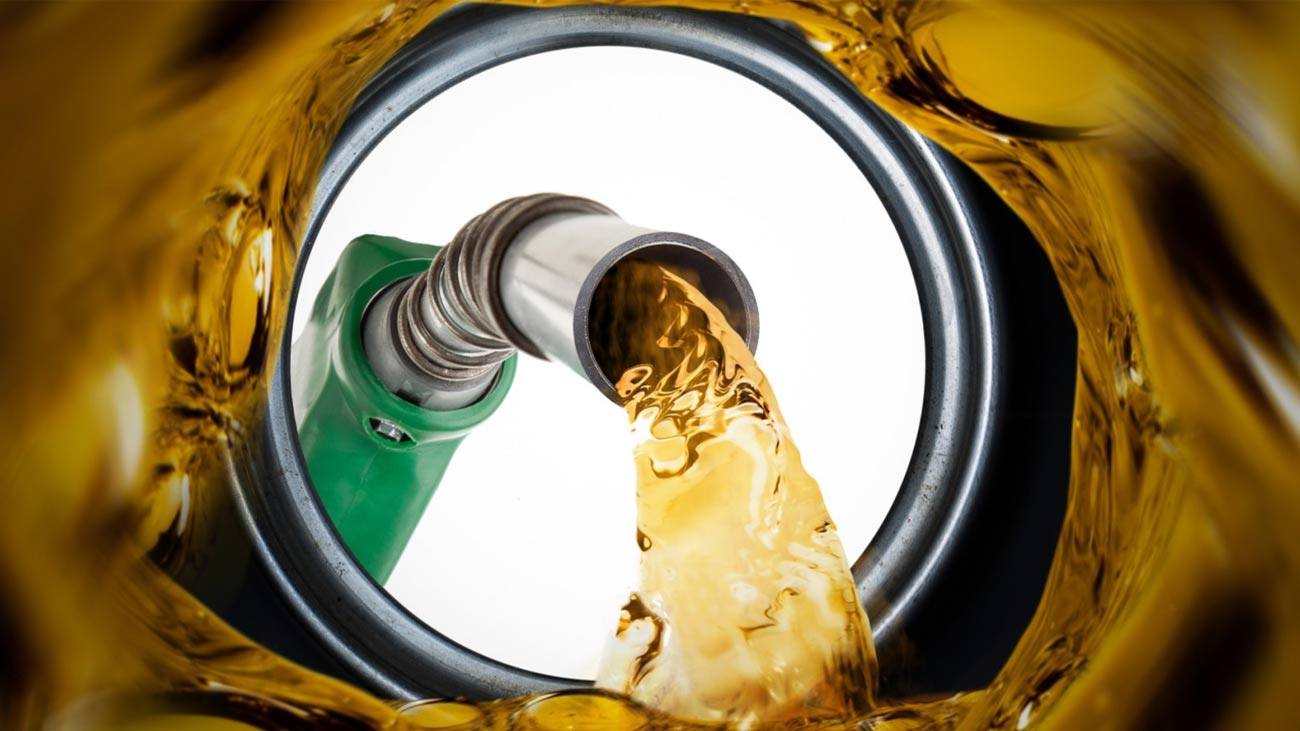 پٹرولیم مصنوعات کی قیمتوں میں 16 دسمبر سے کمی کا امکان ظاہر کیا جا رہا ہے۔