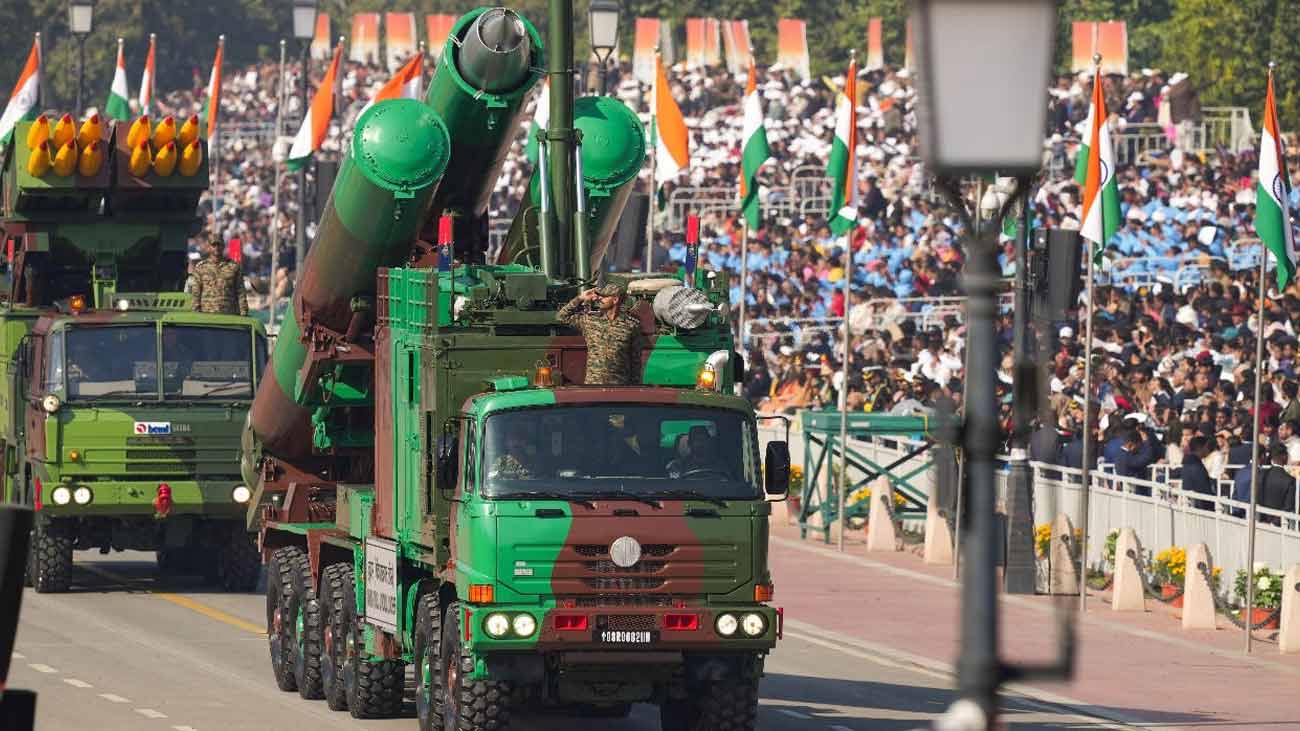 بھارت کے جارحانہ عزائم کی وجہ سے جنوبی ایشیاء کا خطہ ہمیشہ خطرات سے دوچار رہا ہے۔