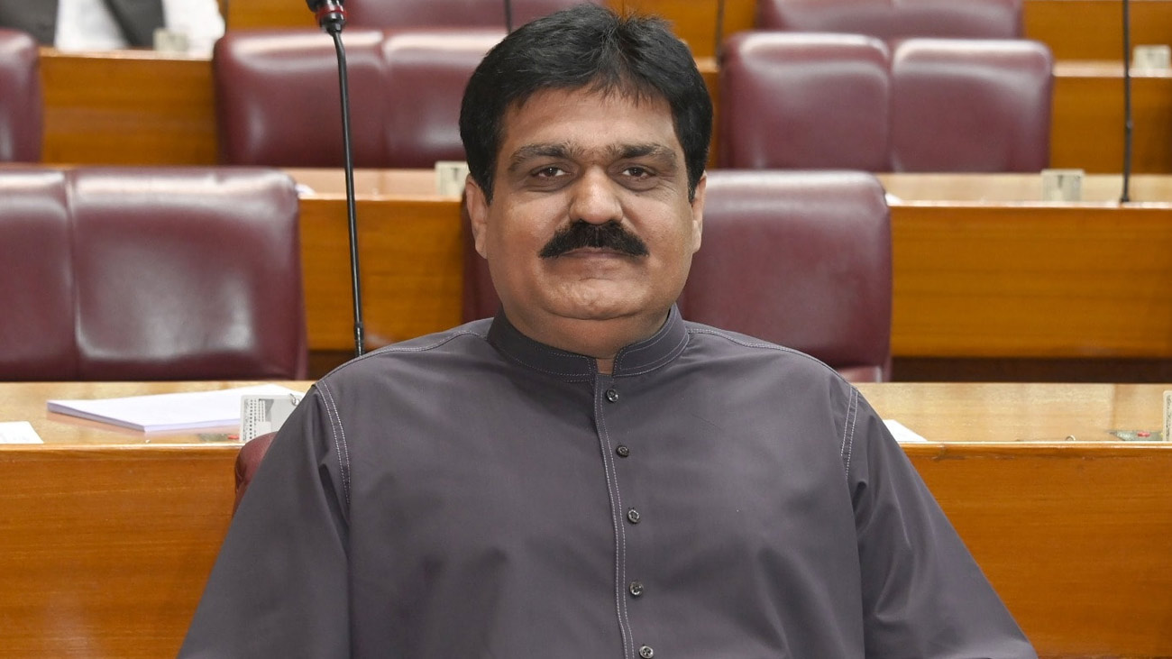 پی ٹی آئی 10 محرم کے بعد سڑکوں پر ہوگی: نثار جٹ
