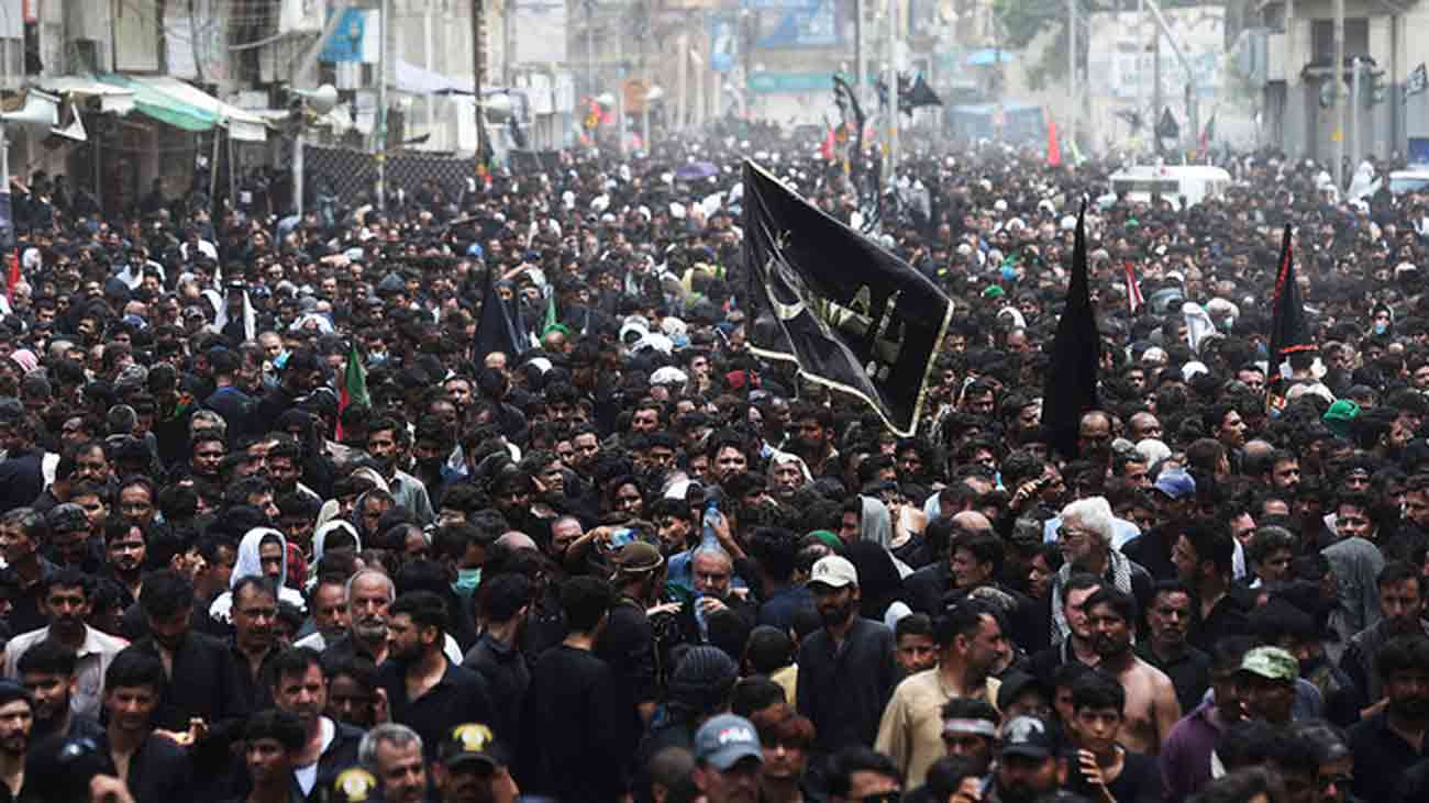 نواسہ رسول امام عالی مقام حضرت امام حسین رضی اللہ عنہ اور شہدائے کربلا کی یاد میں شہر شہر جلوس اور مجالس نکالی جا رہی ہیں