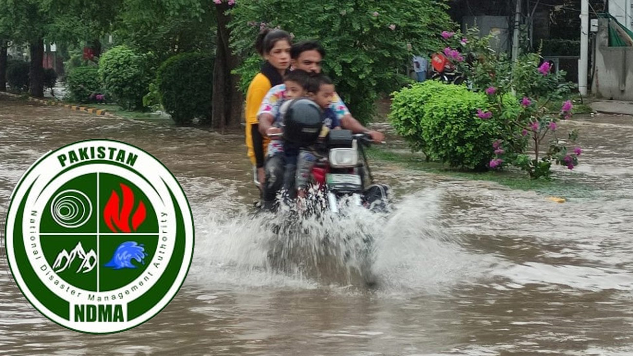 آئندہ دو روز ملک بھر میں شدید بارشوں، سیلاب کا الرٹ جاری نیشنل ڈیزاسٹرمینجمنٹ اتھارٹی ( این ڈی ایم اے ) نے 10 جولائی تک ملک بھر میں شدید بارشوں، سیلابی صورتحال اورممکنہ لینڈ سلائیڈنگ کا الرٹ جاری کر دیا۔