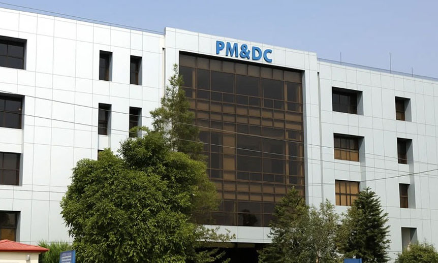 تین سال تک نئے میڈیکل کالجز کھولنے پر پابندی medical colleges ban