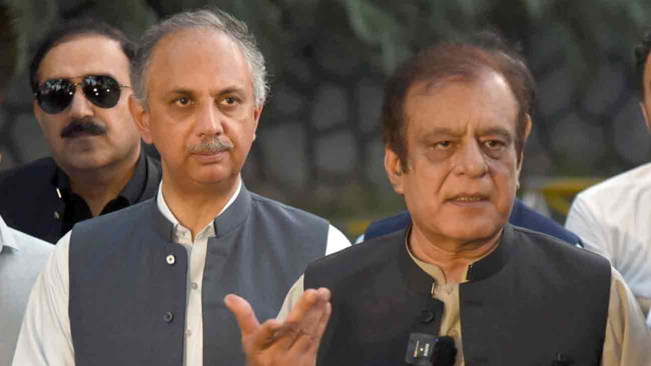 پی ٹی آئی رہنما شبلی فراز کی صحت سے متعلق اہم خبر پاکستان تحریک انصاف (پی ٹی آئی) کے مرکزی رہنما و سینیٹ میں قائد حزب اختلاف شبلی فراز دل کی تکلیف کے باعث پشاور انسٹی ٹیوٹ آف کارڈیالوجی میں زیر علاج ہیں