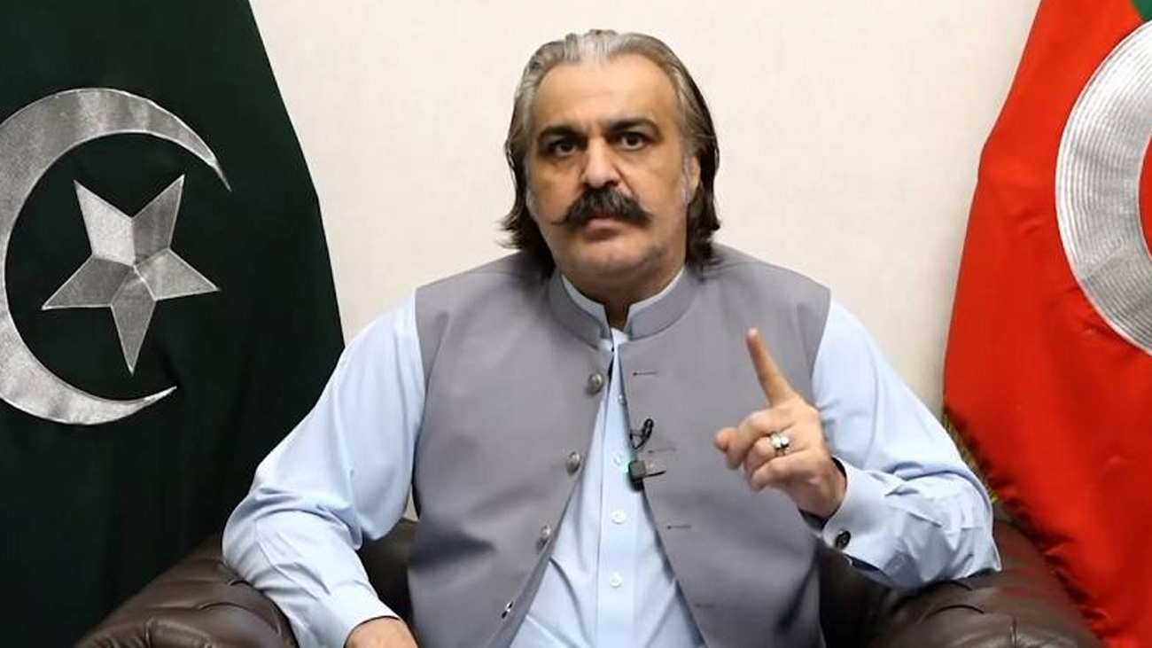  وزیراعلیٰ خیبرپختونخوا علی امین گنڈاپور نے مخصوص نشستوں پر اراکین کی حلف برداری کے خلاف عدالت سے رجوع کا فیصلہ کرلیا۔