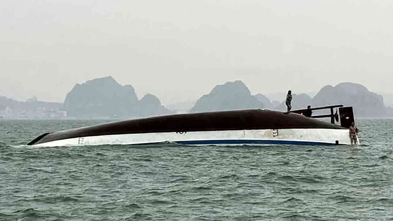 ویتنام میں کشتی حادثہ ، 38 افراد ہلاک Vietnam boat accident