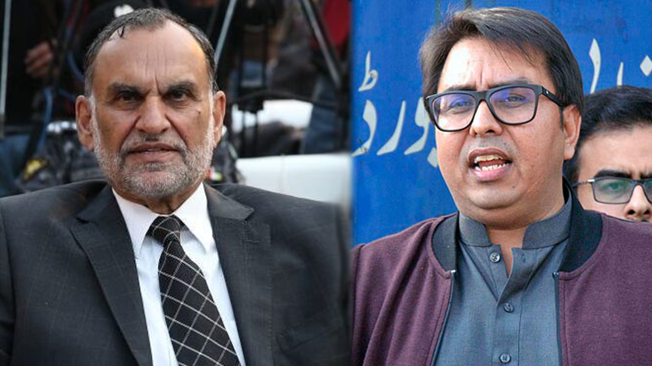  پاکستان تحریک انصاف کے نومنتخب سینیٹر اعظم سواتی نے بانی پی ٹی آئی عمران خان کے سابق مشیر شہباز گل کو آستین کا سانپ قرار دے دیا۔