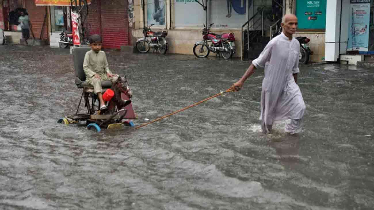 صوبائی ڈیزاسٹر منیجمنٹ اتھارٹی (پی ڈی ایم اے) پنجاب نے لینڈ سلائیڈنگ، فلڈنگ اور شدید بارشوں کے پیشِ نظر ایک اور الرٹ جاری کر دیا