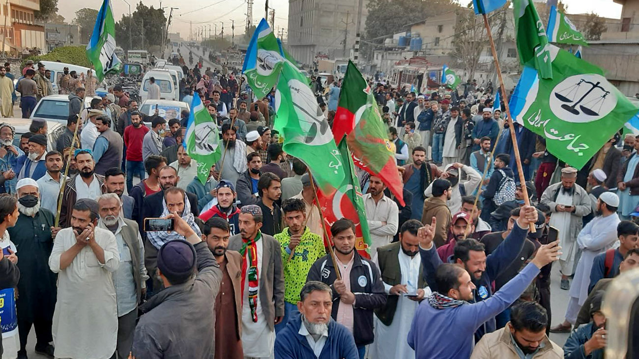 جماعت اسلامی کا لانگ مارچ مظفر گڑھ میں روک لیا گیا،سینئررہنما گرفتار Jamaat-e-Islami long march