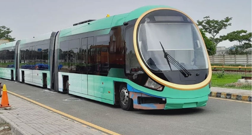 electric tram Lahore