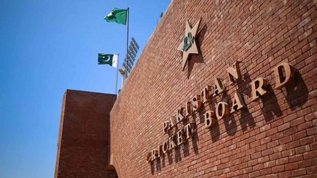 اسلام آباد ریجنل کرکٹ ایسوسی ایشن تحلیل، شکیل شیخ عہدے سے برطرف پاکستان کرکٹ بورڈ (پی سی بی) نے اسلام آباد ریجنل کرکٹ ایسوسی ایشن میں بڑے پیمانے پر تبدیلیوں کا اعلان کرتے ہوئے صدر شکیل شیخ کو ان کے عہدے سے فارغ کر دیا