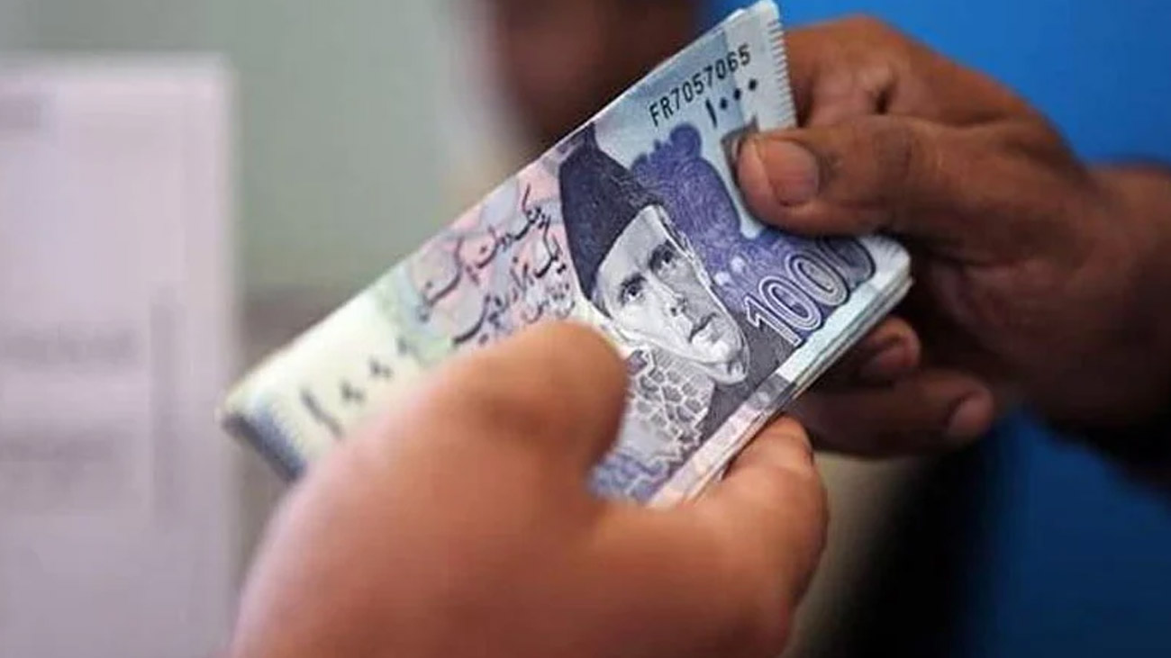 بجٹ 26-2025، تنخواہ دار طبقے کیلئے بڑے ریلیف کا اعلان وفاقی حکومت نے مالی سال 26-2025 کے بجٹ میں تنخواہ دار طبقے کے لیے بڑے ریلیف کا اعلان کردیا۔