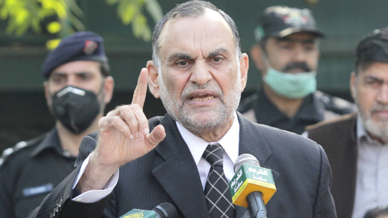کوہستان کرپشن کیس، سابق وفاقی وزیر اعظم سواتی نیب طلب کوہستان کرپشن کیس قومی احتساب بیورو (نیب) نے سابق وفاقی وزیر و رہنما تحریک انصاف اعظم خان سواتی کو 23جون کو پیش ہونے کی ہدایت کردی۔