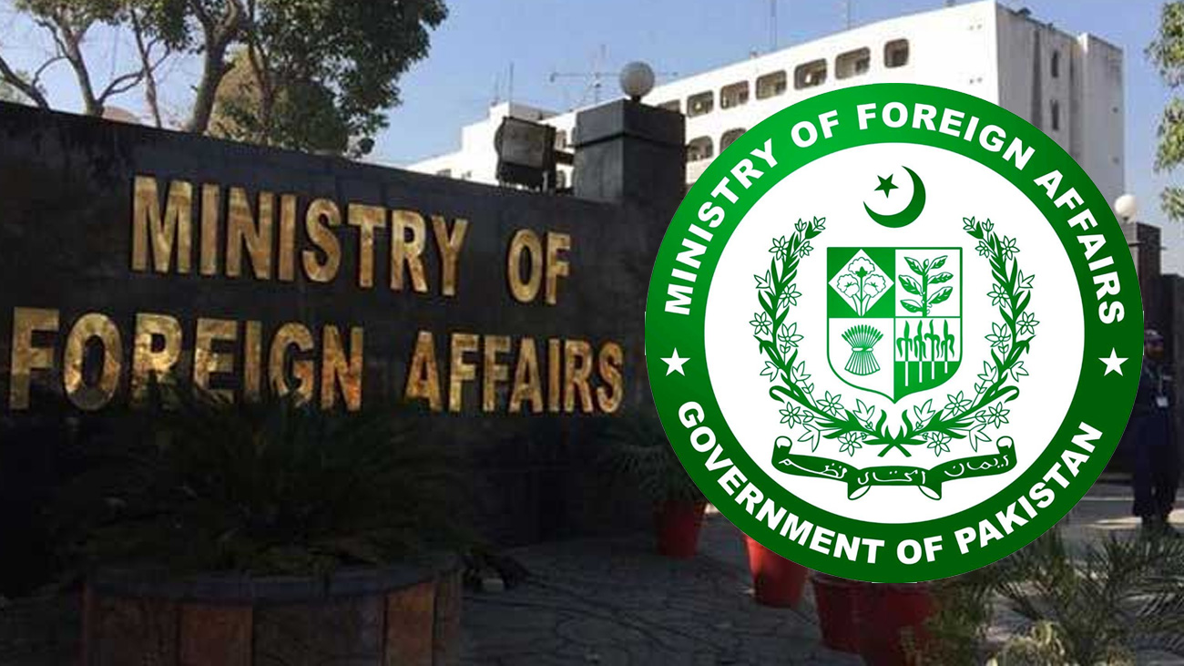 پاکستان کی ایران پر امریکی حملے میں اپنی فضائی حدود کے استعمال کی تردید وزارت خارجہ نے ایران پر امریکی حملے میں پاکستانی فضائی حدود کے استعمال کی تردید کردی۔
