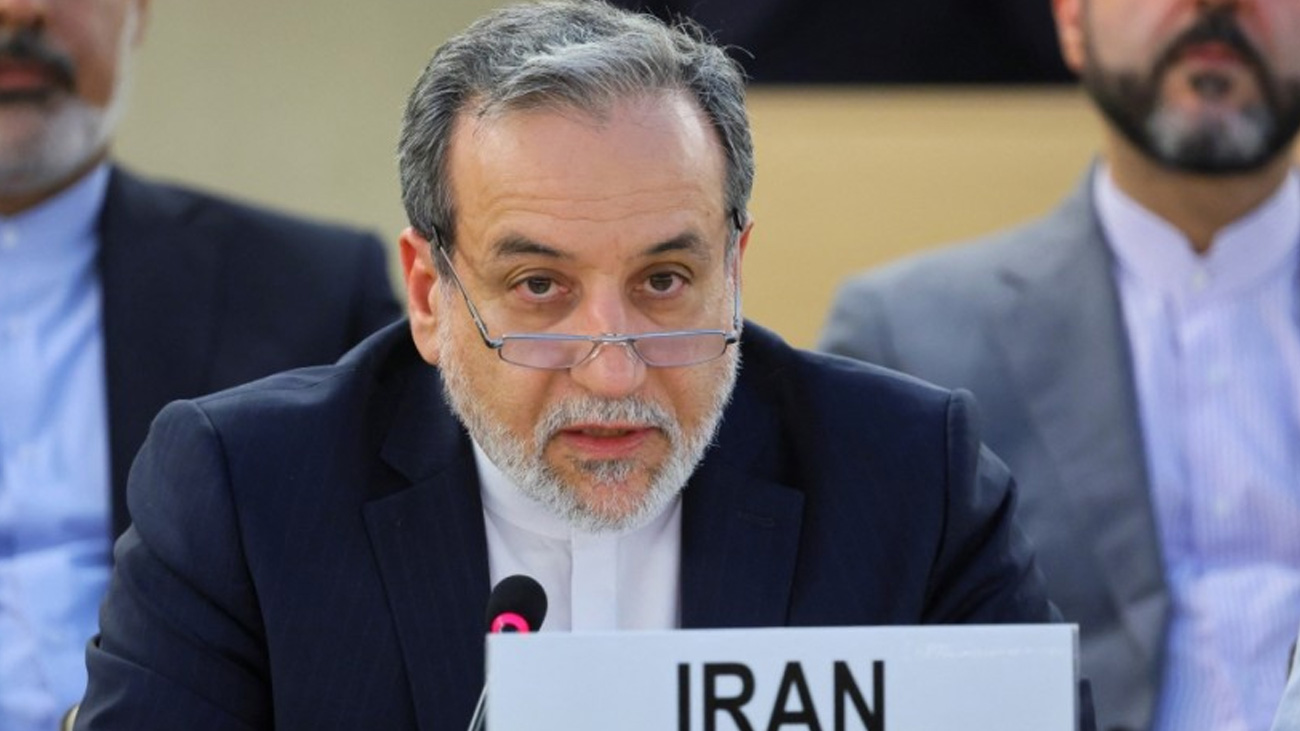 ایرانی وزیر خارجہ عباس عراقچی نے کہا ہے کہ ہم اپنی آزادی اور خودمختاری پر کبھی سمجھوتا نہیں کریں گے، امریکی حملے سنگین نتائج نکلیں گے۔