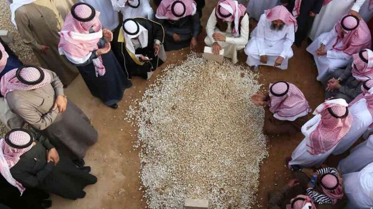 سعودی شہزادہ فیصل بن خالد بن سعود انتقال کرگئے سعودی عرب کے شاہی خاندان سے تعلق رکھنے والے شہزادہ فیصل بن خالد بن سعود بن محمد آل سعود بن فیصل آل سعود انتقال کر گئے