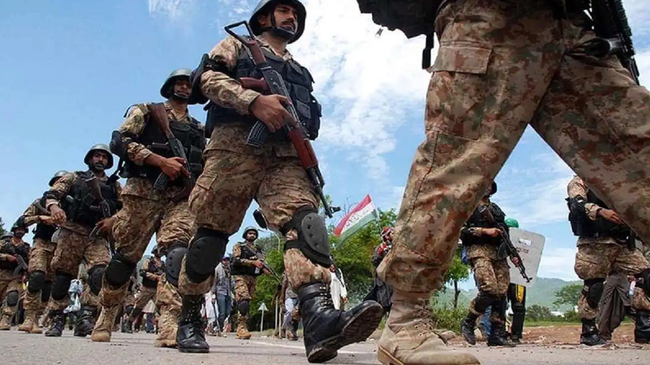 شمالی وزیرستان میں خودکش حملہ، مادرِ وطن کے 13 سپوت شہید North Waziristan attack