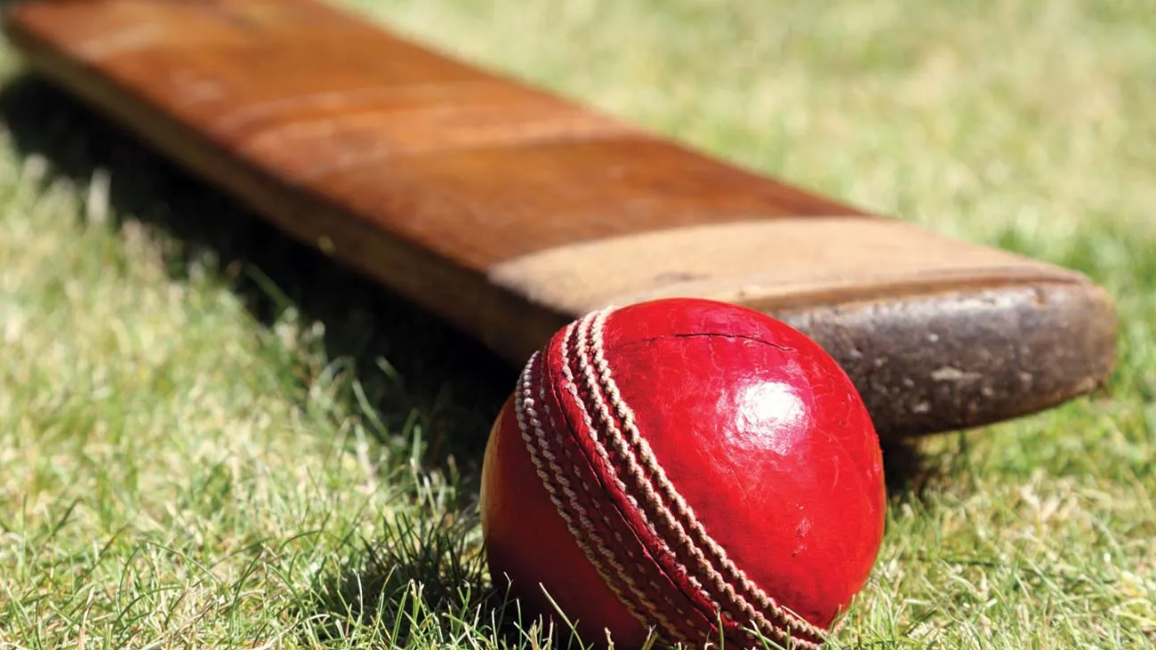کرکٹ میچ کے دوران بلے باز چل بسا cricketer heart attack