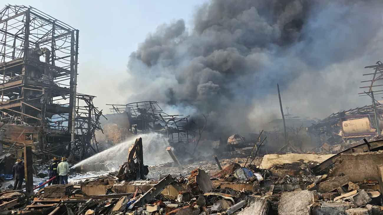 کیمیکل فیکٹری میں خوفناک دھماکا، 10 افراد لقمہ اجل بن گئے India chemical factory blast