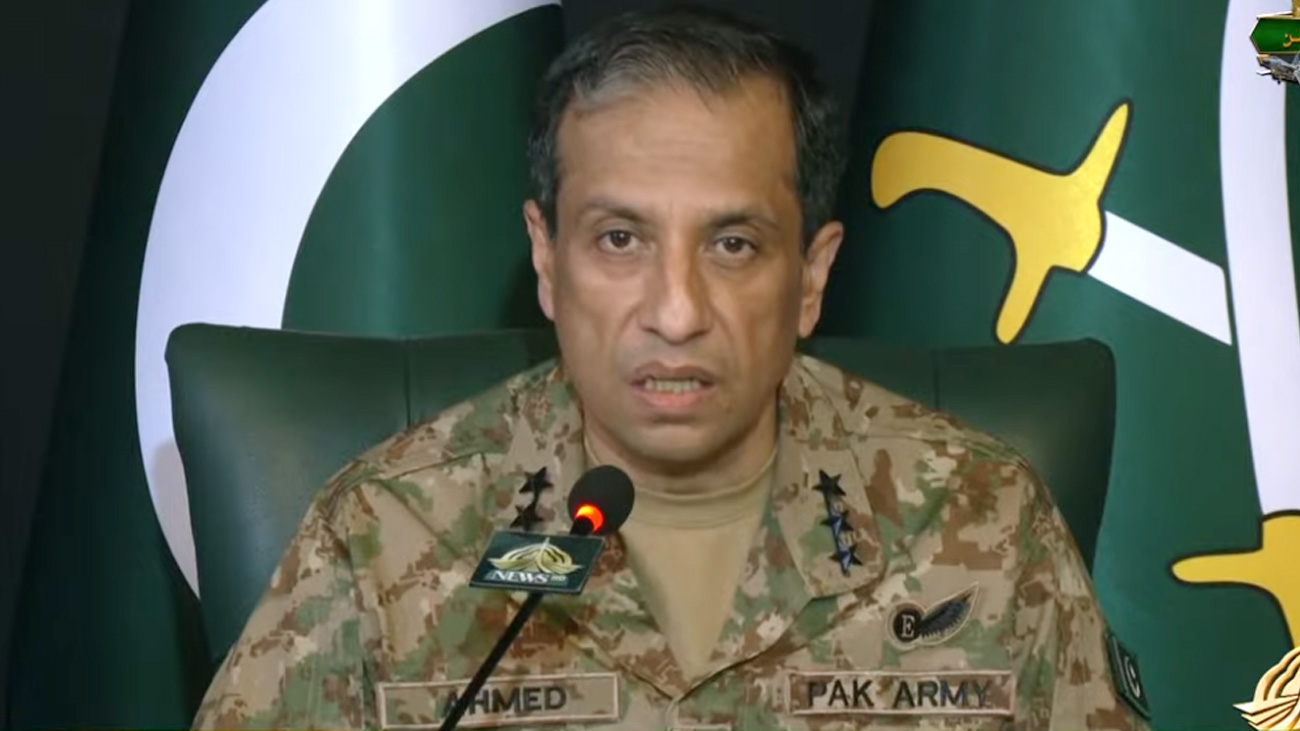 پاکستان کی مسلح افواج نے قوم کے ساتھ کیا گیا وعدہ پورا کیا: ڈی جی آئی ایس پی آر پاک فوج کے شعبہ تعلقات عامہ (آئی ایس پی آر) کے ڈی جی لیفٹیننٹ جنرل احمد شریف چودھری نے کہا ہے کہ پاکستان کی مسلح افواج نے قوم کے ساتھ کیا گیا وعدہ پورا کیا ۔