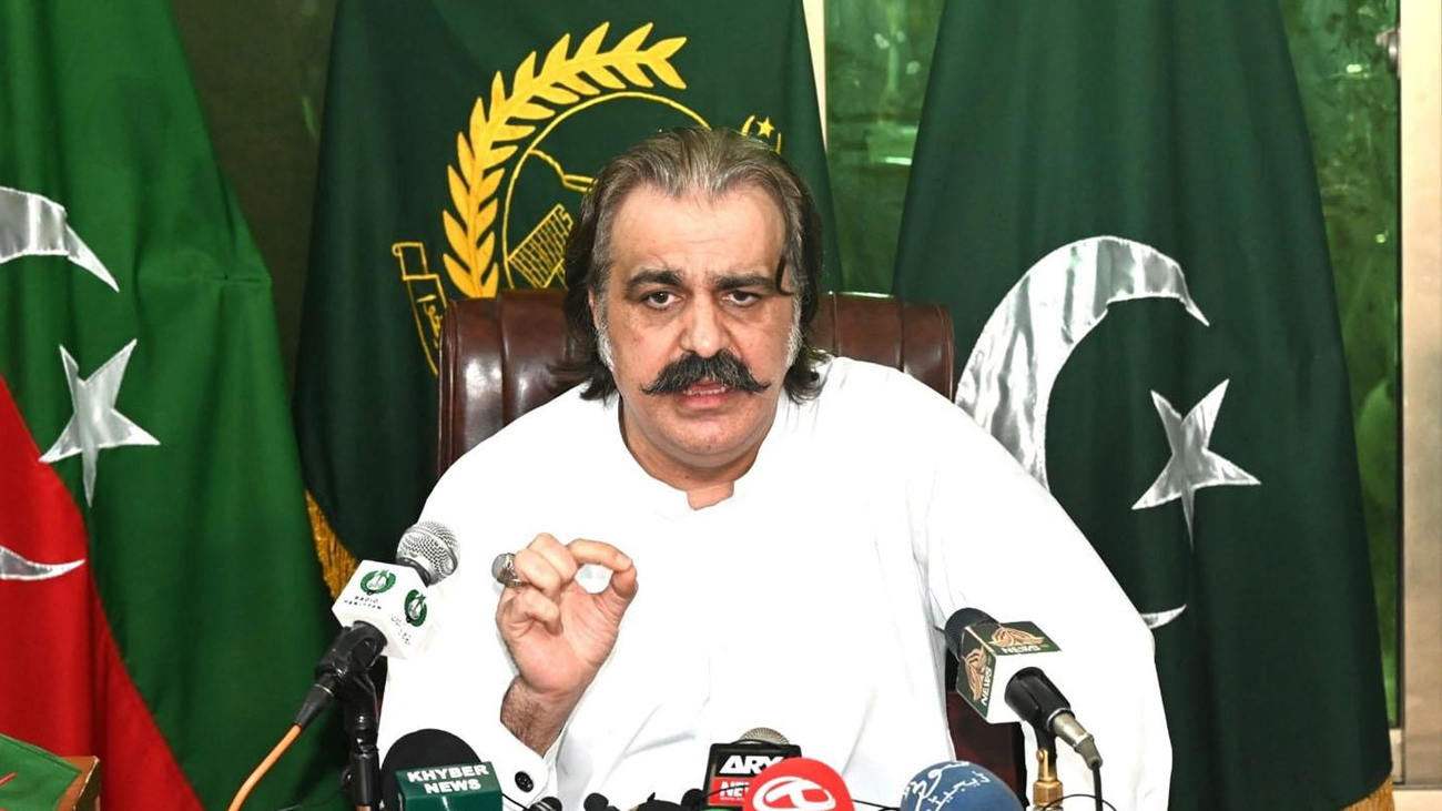 عمران خان قومی مفاد میں مذاکرات کیلئے تیار: علی امین گنڈا پور