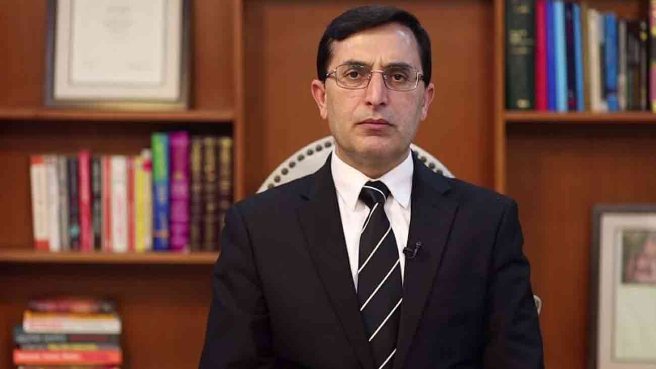 چیئرمین پی ٹی آئی نے ڈیل سے متعلق خبروں کی تردید کر دی پاکستان تحریک انصاف (پی ٹی آئی) کے چیئرمین بیرسٹر گوہر علی خان نے حکومت یا اسٹیبلشمنٹ کے ساتھ کسی قسم کے خفیہ یا اعلانیہ رابطوں کی سختی سے تردید کر دی
