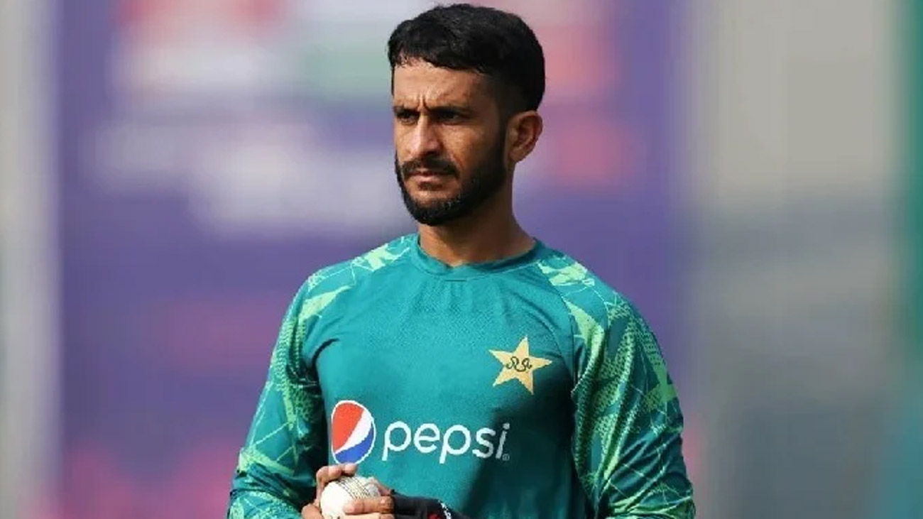 حسن علی کی والدہ کیساتھ ڈکیتی کی واردات، ڈاکو 2 لاکھ سے زائد رقم چھین کر فرار پاکستان کرکٹ ٹیم کے فاسٹ باؤلر حسن علی والدہ سے ڈاکو 2 لاکھ روپے سے زائد رقم چھین کر فرار ہو گئے۔
