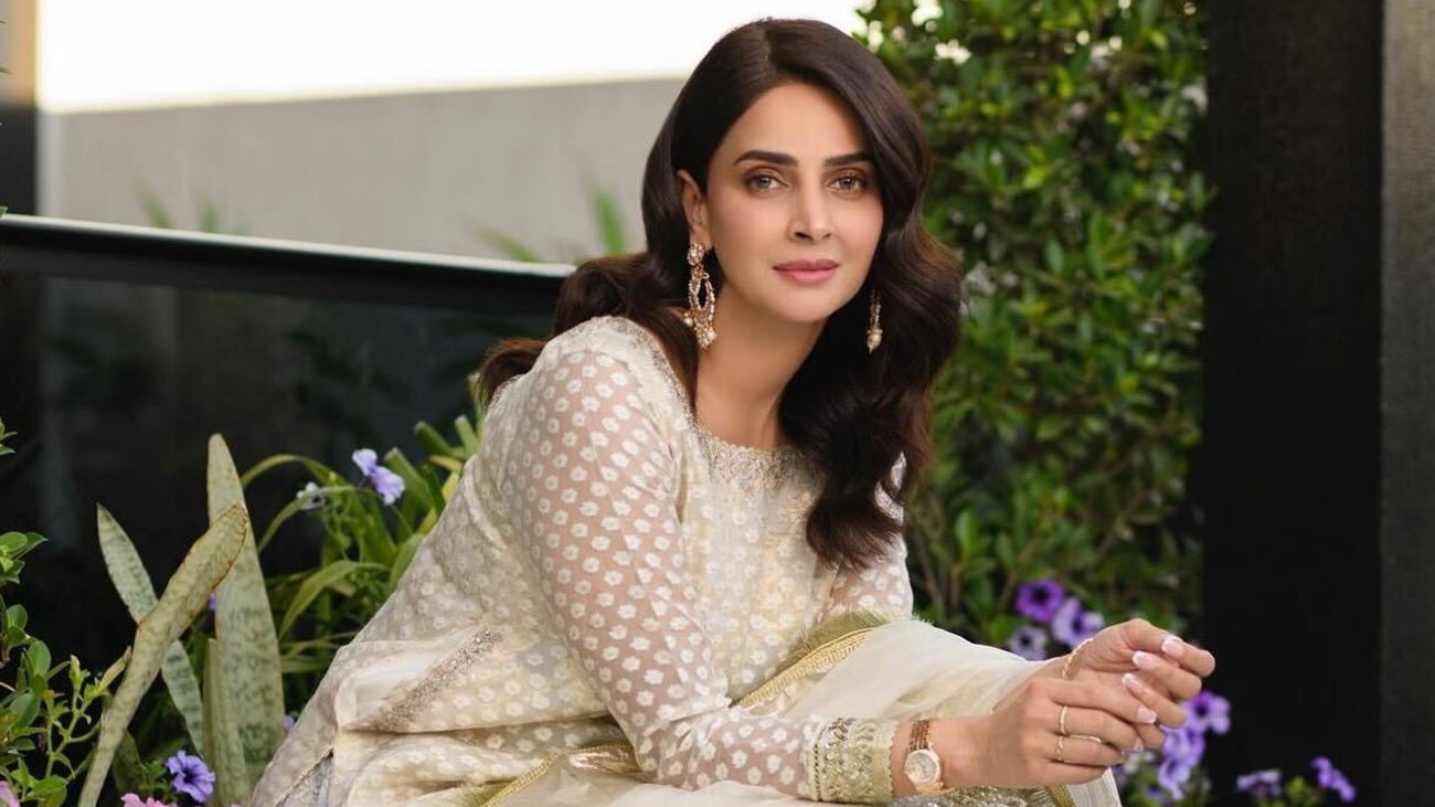 پاکستانی شوبز انڈسٹری کی نامور اداکارہ صبا قمر نے بے بنیاد الزامات پر سینئر صحافی کیخلاف قانونی چارہ جوئی کا اعلان کردیا۔