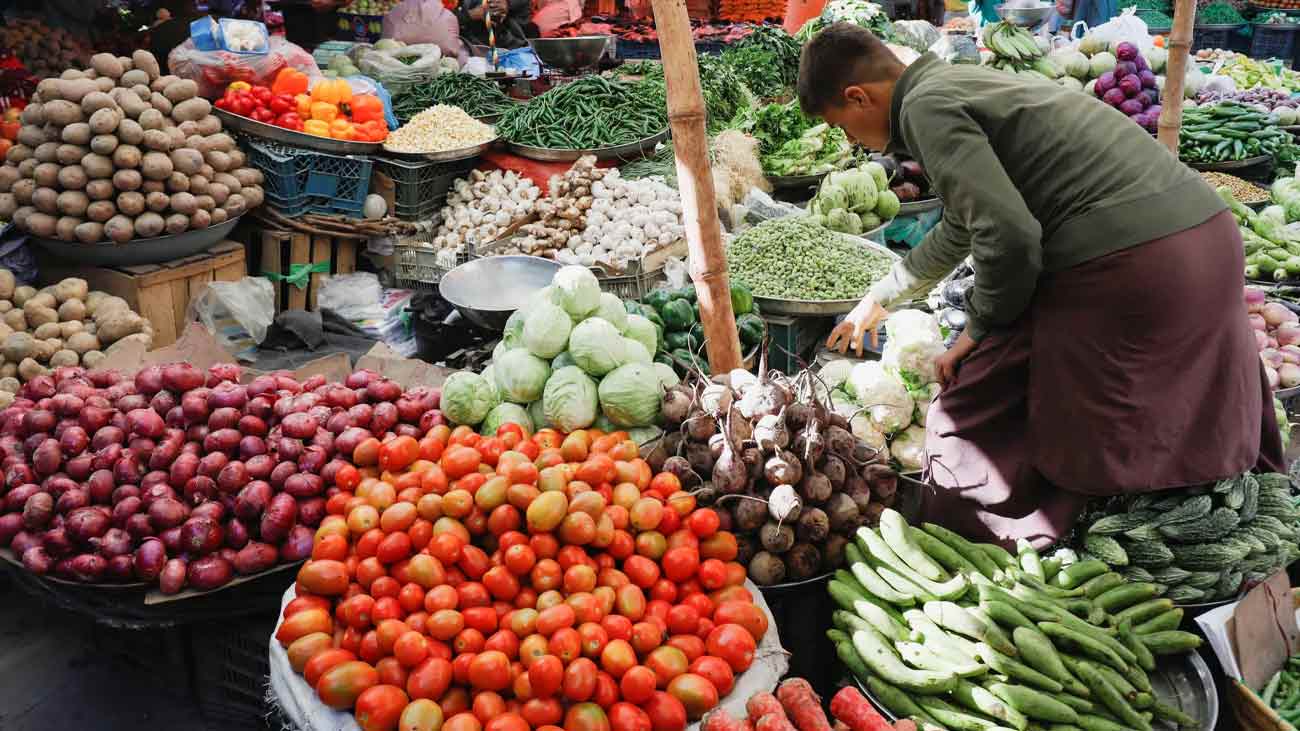 ملک میں ایک ہفتے کے دوران 18 اشیائے ضروریہ مہنگی جبکہ 12 سستی ہو گئیں۔