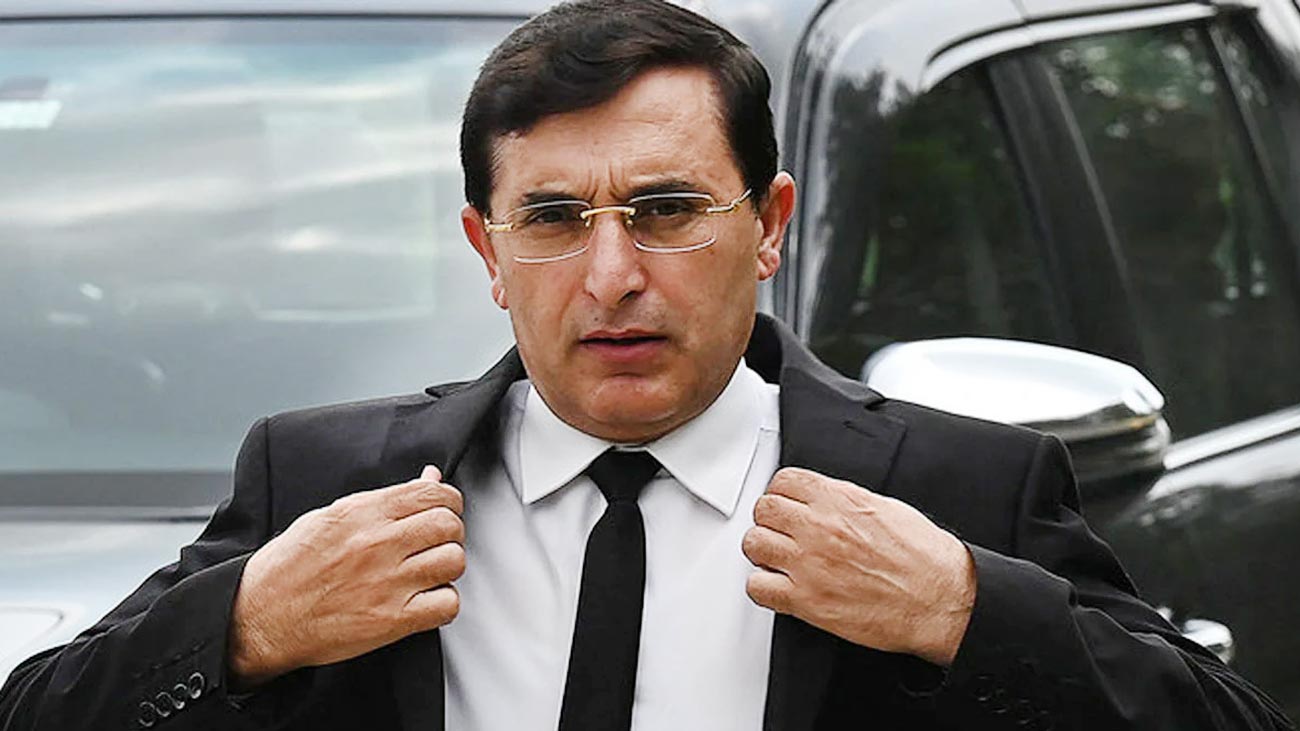 چیئرمین پاکستان تحریک انصاف بیرسٹر گوہر نے کہا ہے کہ آئین میں ترمیم کی مرضی سے نہیں بلکہ اتفاق رائے سے ہونی چاہیے۔