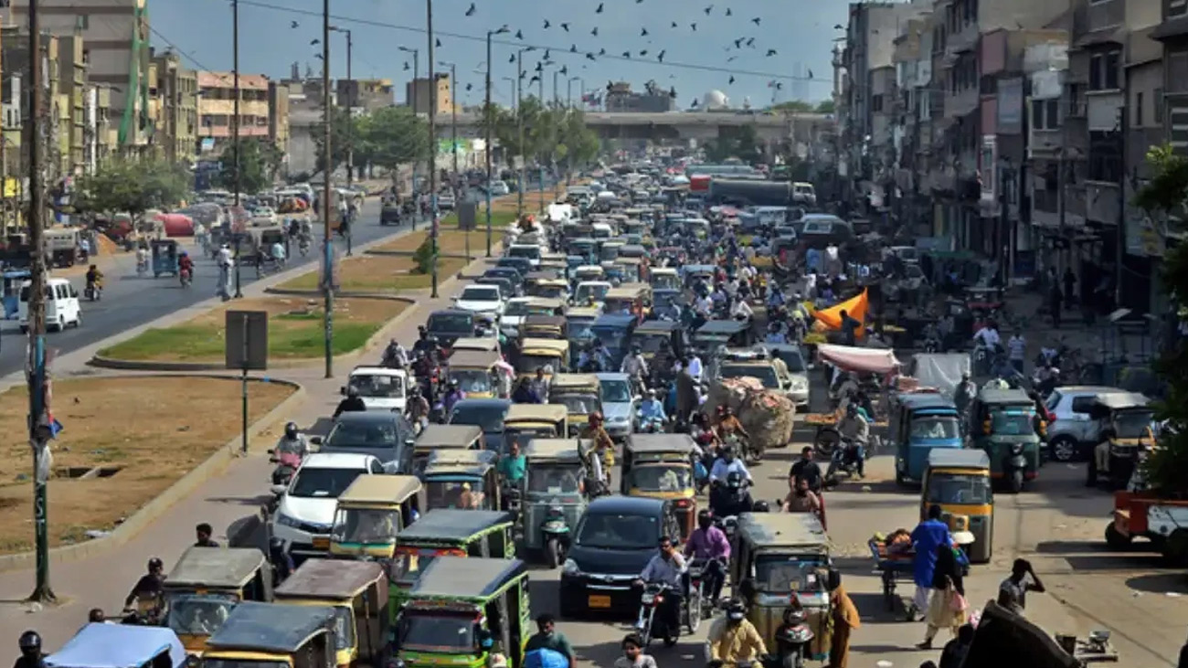 کراچی میں نیپا چورنگی سے وفاقی اردو یونیورسٹی تک روڈ 10نومبر سے 30 دسمبر تک بند رہے گا