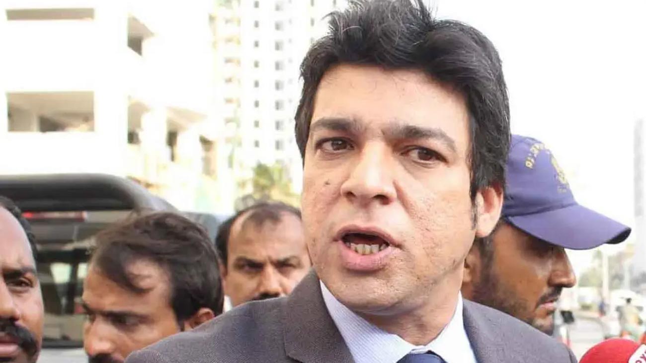 سینیٹر فیصل واوڈا نے وزیراعلیٰ خیبرپختونخوا سہیل آفریدی کو مشورہ دیتے ہوئے کہا ہے کہ وہ وزیر اعظم اور صدرِ مملکت سے ملاقات کریں