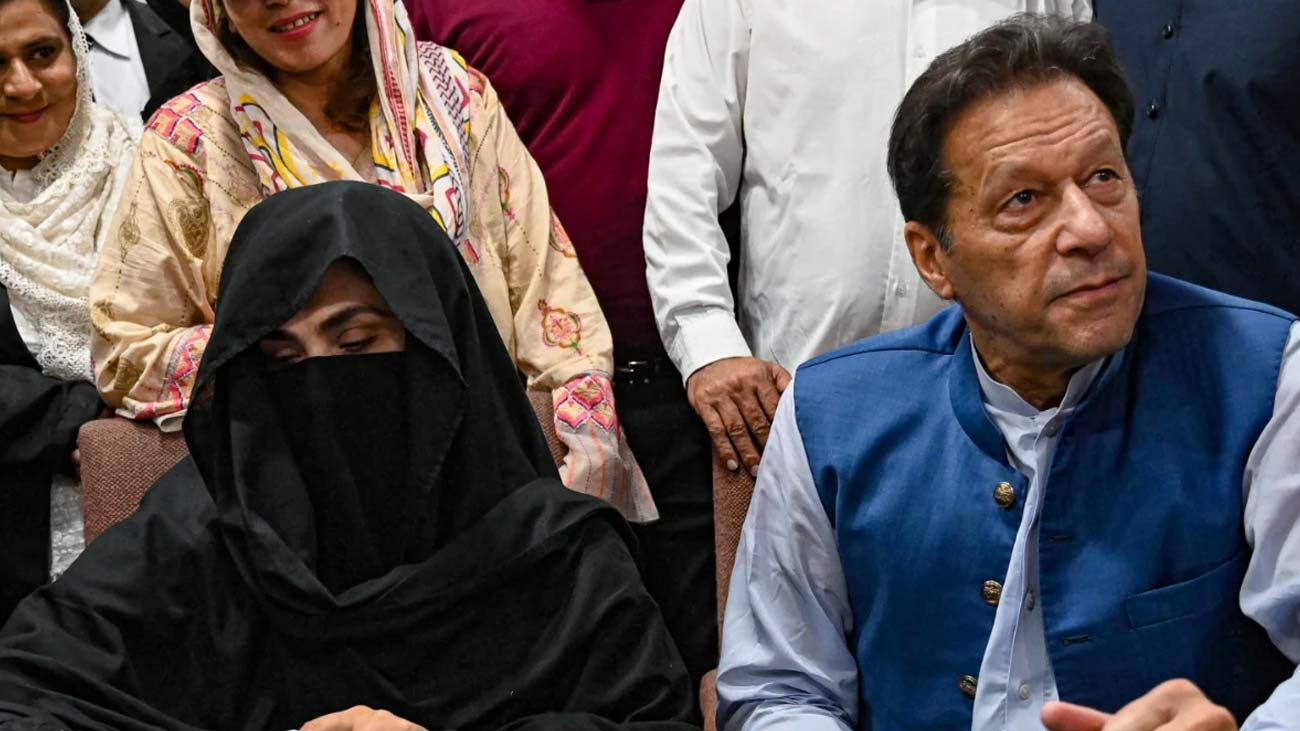 برطانوی جریدے ’’دی اکانومسٹ ‘‘ میں شائع مضمون میں بانی پی ٹی آئی عمران خان، ان کی اہلیہ بشریٰ بی بی اور پاکستان تحریک انصاف سے متعلق تنقیدی پہلو سامنے آئے ہیں۔