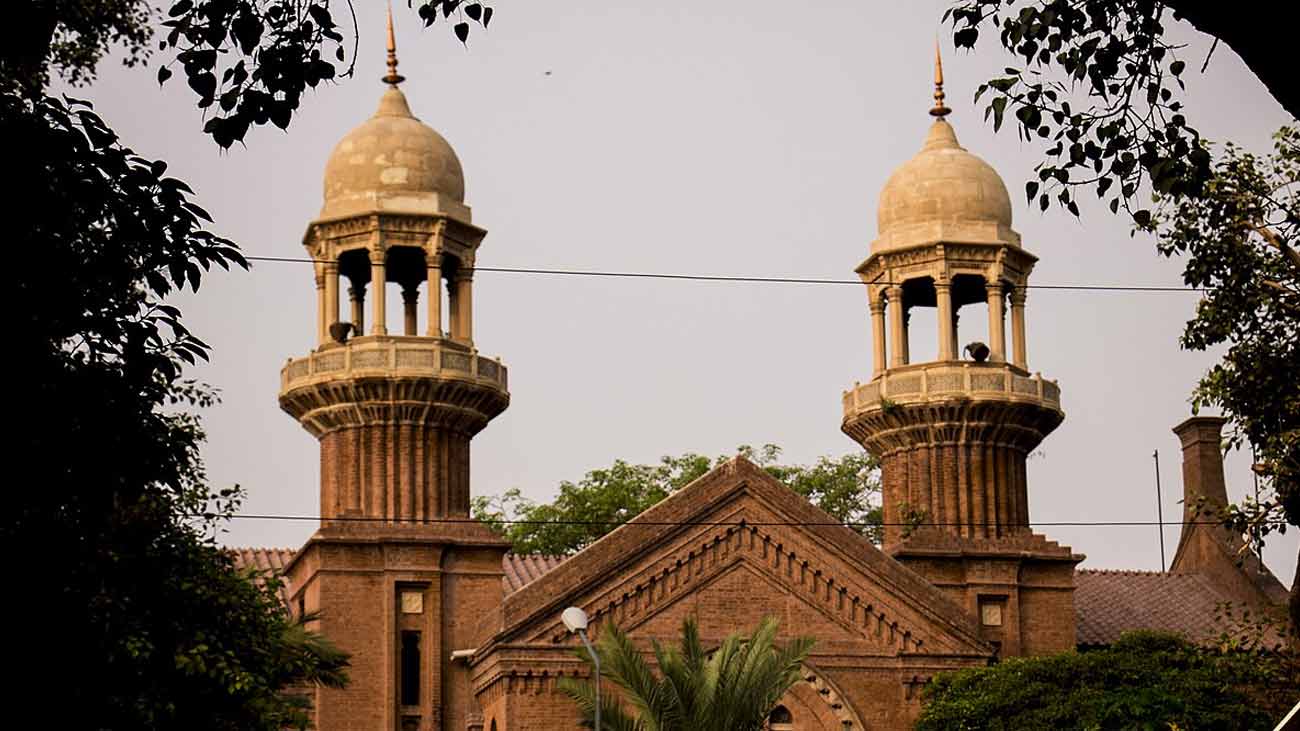 لاہور ہائیکورٹ نے پی ٹی آئی رہنماؤں کی 9 مئی مقدمات میں سزا معطلی کی اپیلوں پر سماعت ملتوی کردی۔