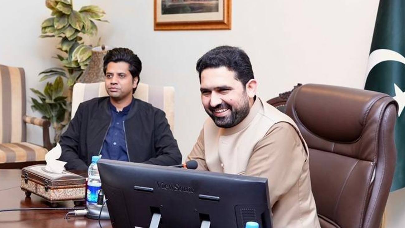 وزیراعلیٰ خیبرپختونخوا سہیل آفریدی نے اسٹیبلیشمنٹ سے مذاکرات کرنے کا عندیہ دے دیا۔