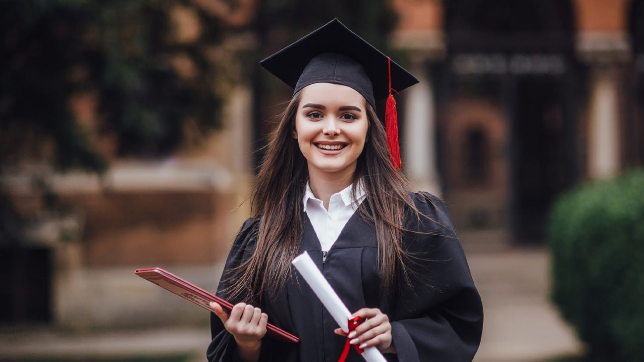 پاکستان میں روزگار کی ضروریات اور جدید ٹیکنالوجی کے تقاضوں کے باعث مختلف تعلیمی شعبوں کی طلب تیزی سے تبدیل ہو رہی ہے۔