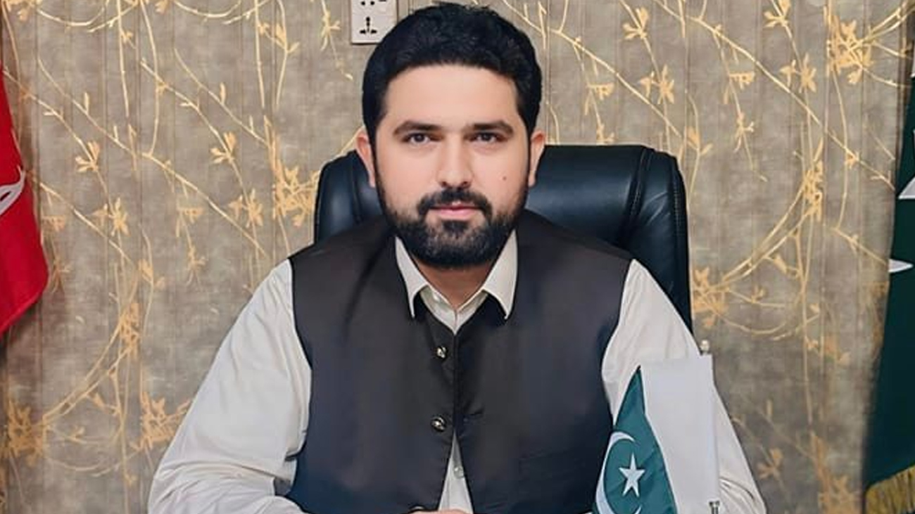علی امین گنڈاپور کو وزارت اعلیٰ سے ہٹانے اور سہیل آفریدی کو نیا وزیراعلیٰ خیبرپختونخوا بنائے جانے کی خبریں زیر گردش ہیں۔